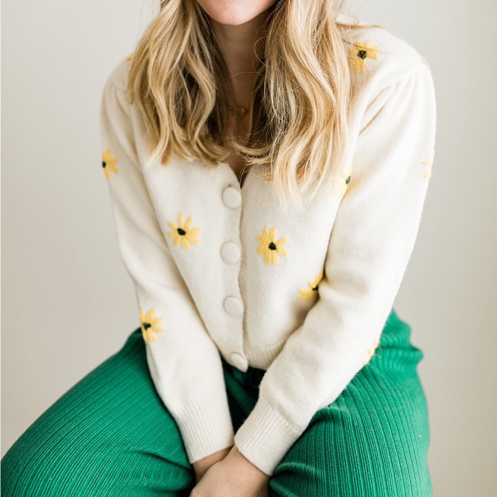 Vrg Grl Daisy Knit Sweater